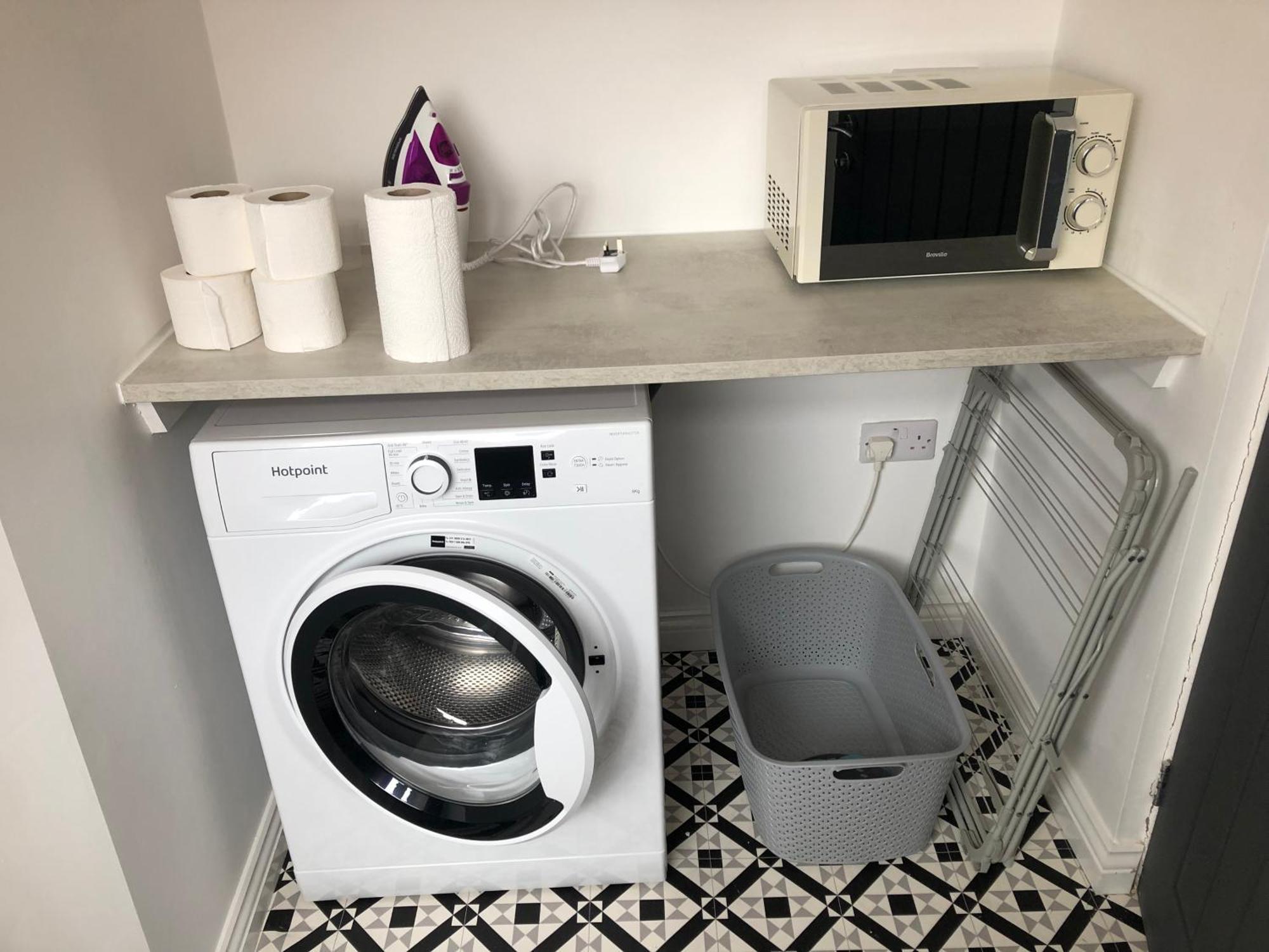 High Barnes 3 Bed House With Parking, Sleeps 7, Quiet Location Daire Sunderland  Dış mekan fotoğraf